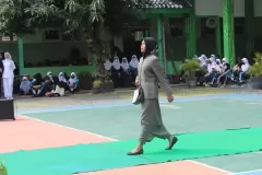 class-meeting_fashion-show2022-21