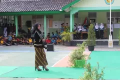 class-meeting_fashion-show2022-4