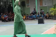 class-meeting_fashion-show2022-59