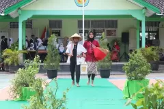 class-meeting_fashion-show2022-87