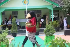 class-meeting_fashion-show2022-90